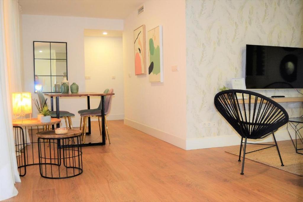 Acogedor apartamento junto al Museo Picasso Málaga Exterior foto